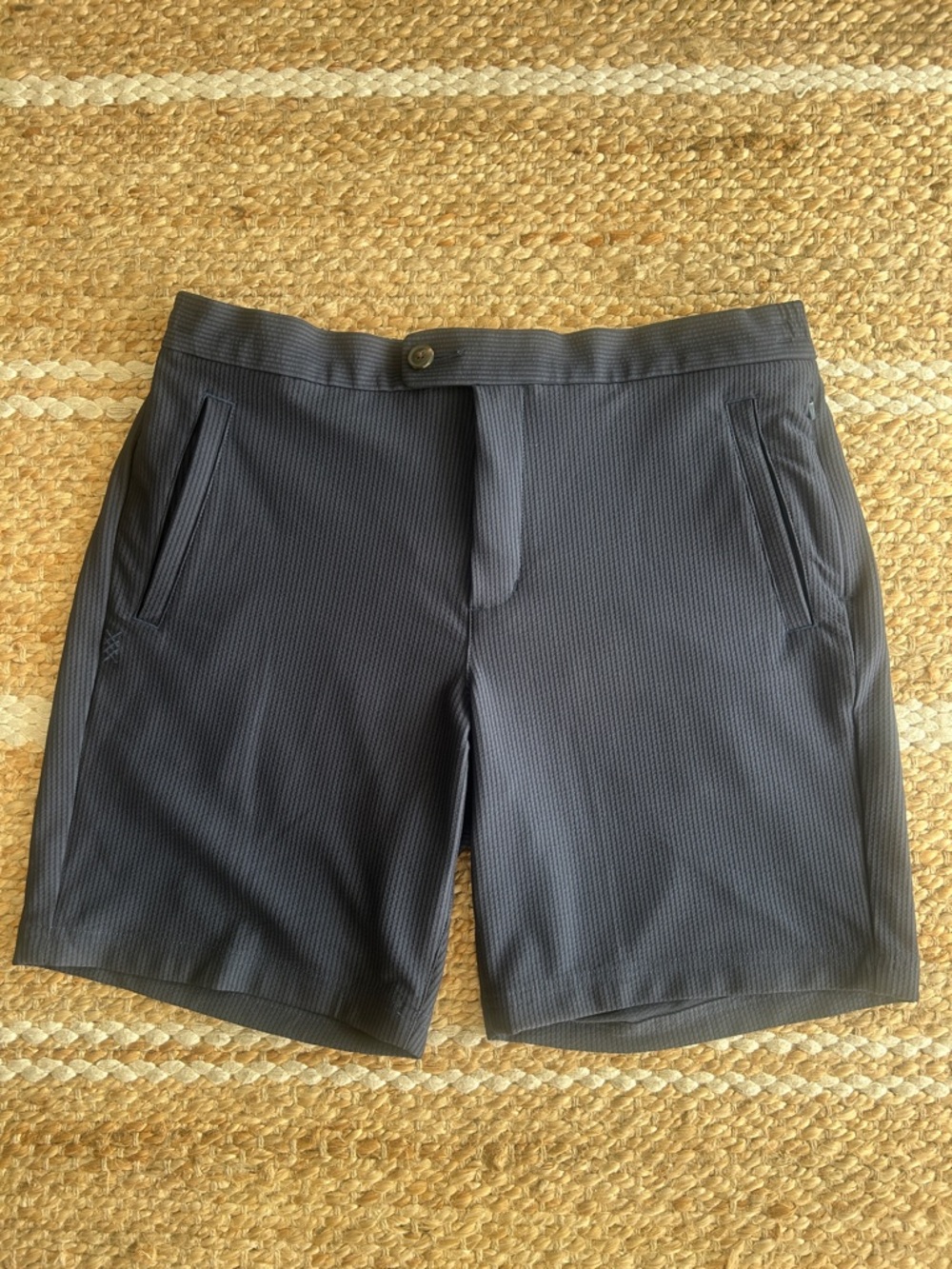 Rhone Seersucker Stretch Shorts in Navy